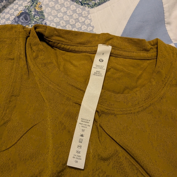 Lululemon Train To Be Tank Top - Picture 2 of 4